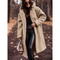 Abrigo de piel sintética beige para mujer con capucha