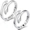Bague en argent avec motif bras enlacés et gravure romantique